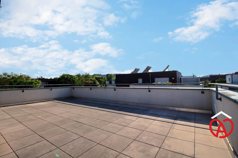 Appartement - 81 m² - 4 pièces