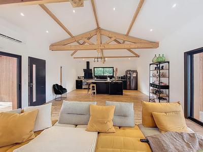 Villa - 140 m² - 5 pièces