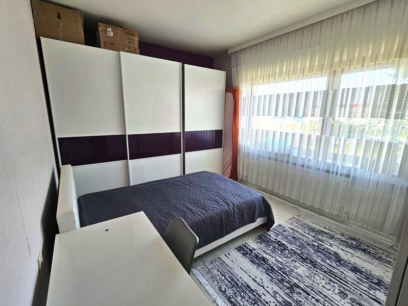 Maison - 166 m² - 8 pièces