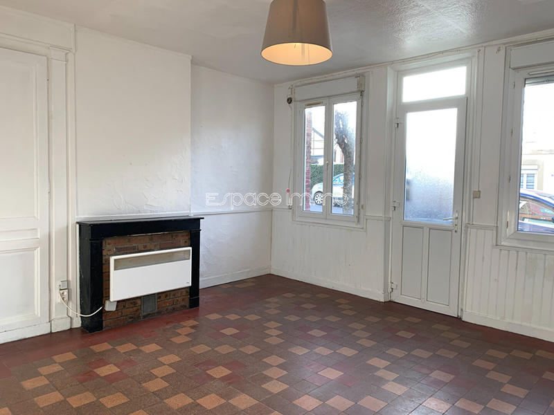 Maison - 240 m² - 12 pièces