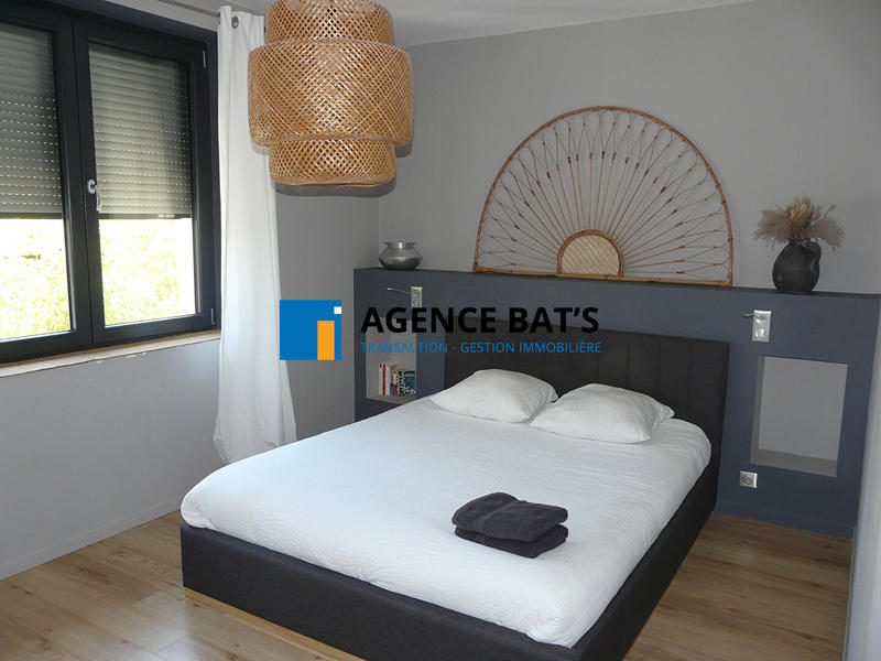 Maison - 247 m² - 7 pièces