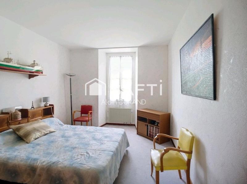 Maison - 204 m² - 7 pièces