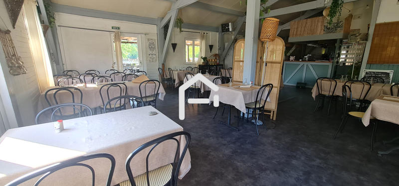 Local d'activités - 320 m²