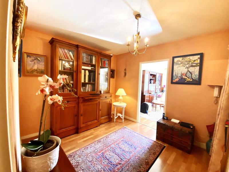 Appartement - 79 m² - 4 pièces