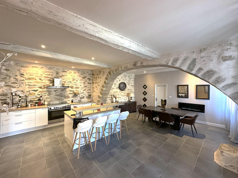 Maison de village - 172 m² - 5 pièces