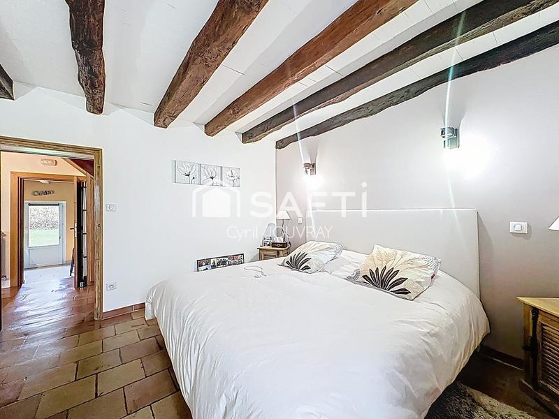 Maison - 140 m² - 5 pièces