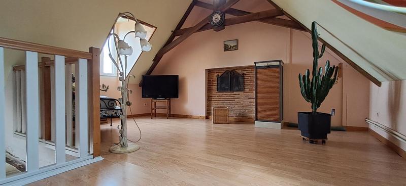 Maison - 162 m² - 6 pièces