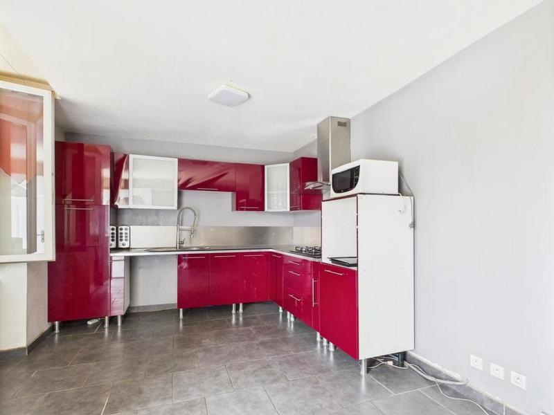 Maison - 197 m² - 8 pièces