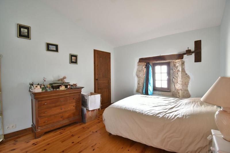 Maison - 144 m² - 4 pièces