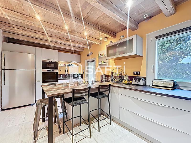 Maison - 140 m² - 5 pièces