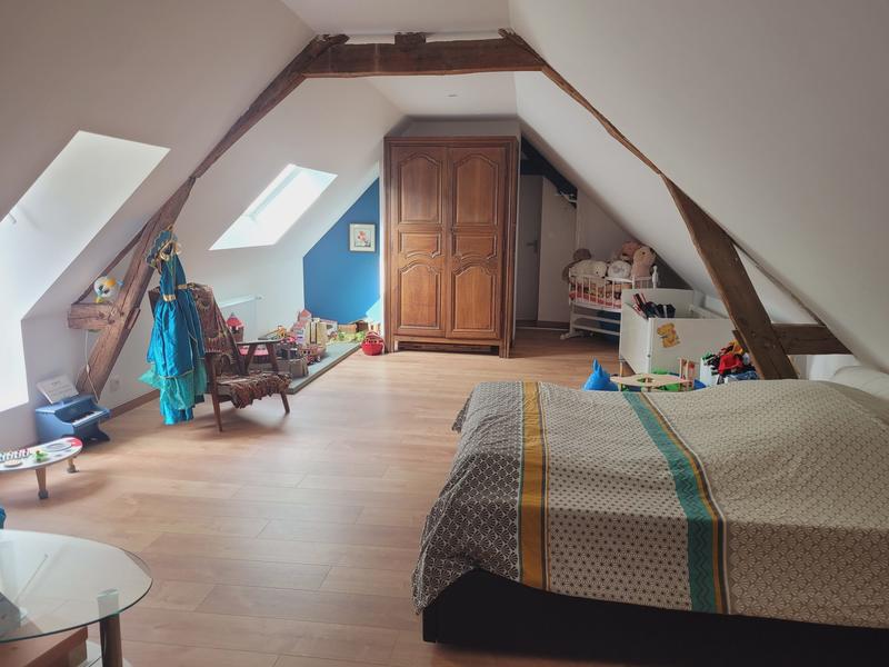 Maison - 211 m² - 6 pièces