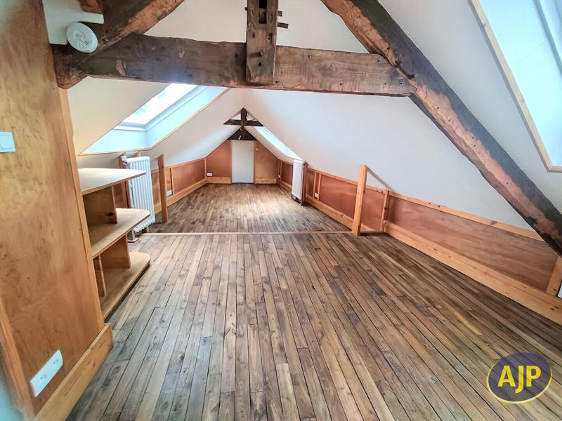 Maison - 91 m² - 3 pièces