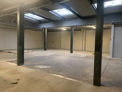 Local d'activité / Entrepôt - 400 m²