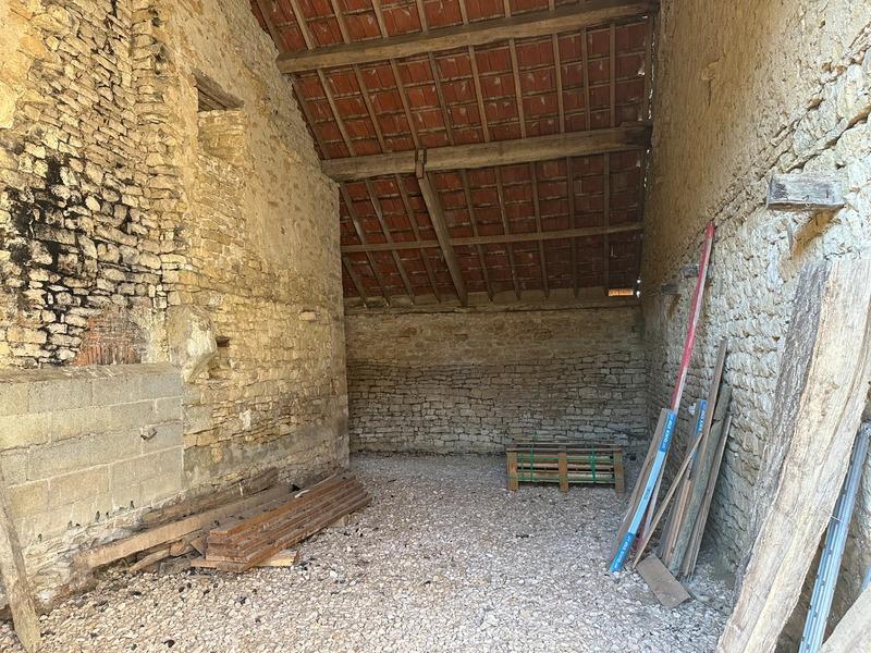Grange - 200 m² - 4 pièces