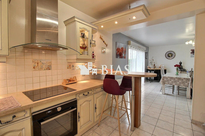 Maison - 124 m² - 5 pièces