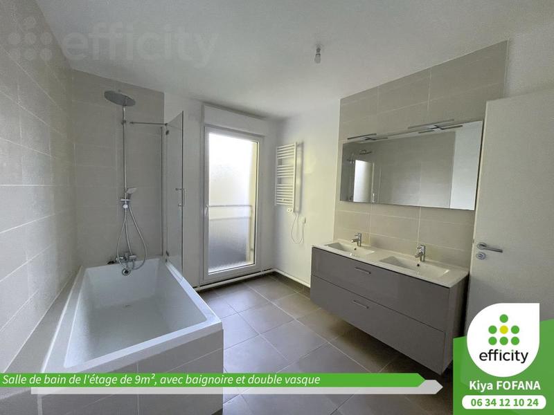 Maison - 92 m² - 4 pièces