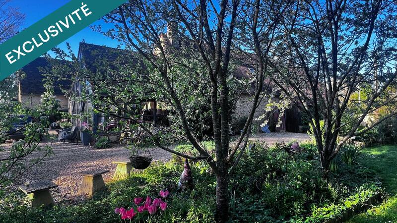 Maison de village - 210 m² - 10 pièces