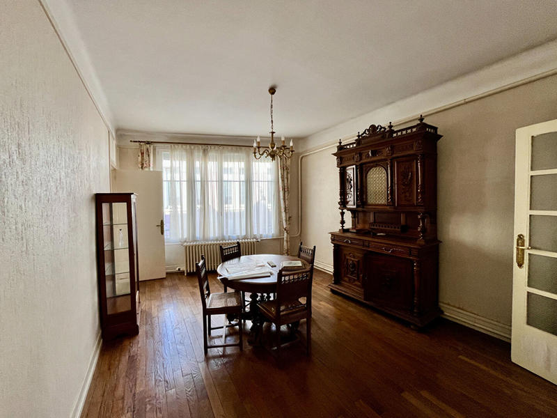 Appartement - 144 m² - 5 pièces