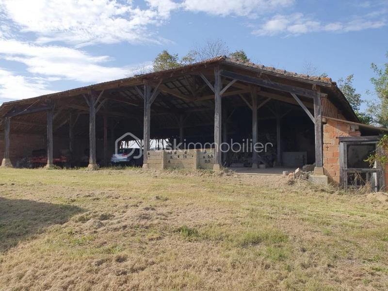 Maison - 350 m² - 10 pièces