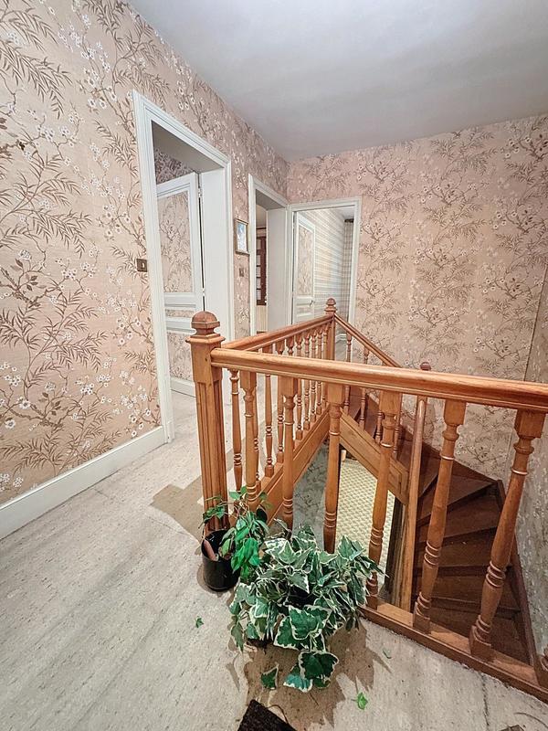 Maison - 142 m² - 6 pièces