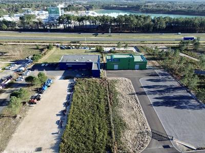Local d'activité / Entrepôt - 1 500 m²