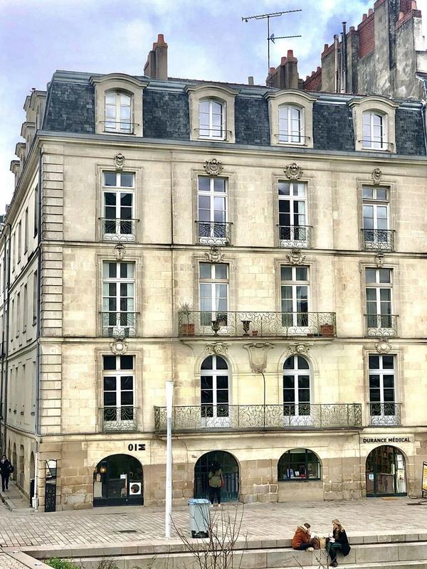 Appartement - 80 m² - 3 pièces