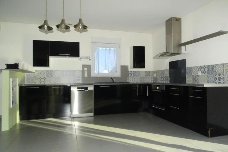 Maison - 92 m² - 5 pièces