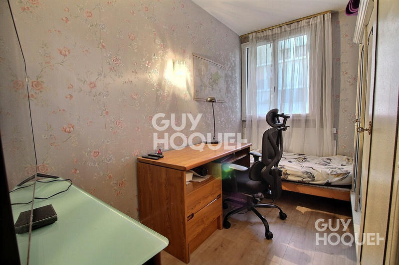 Appartement - 90 m² - 5 pièces