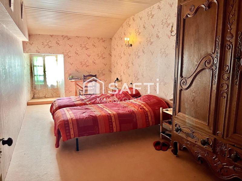 Maison - 206 m² - 7 pièces