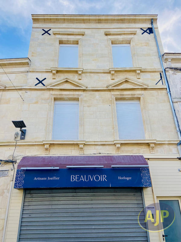 Immeuble - 7 pièces