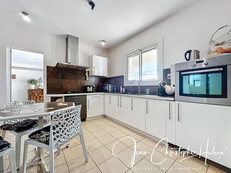 Villa - 114 m² - 5 pièces