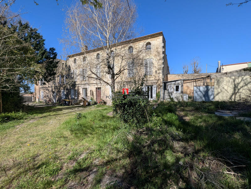 Maison - 500 m² - 15 pièces