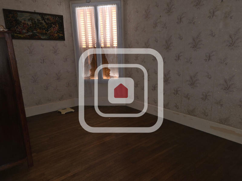 Maison - 121 m² - 6 pièces