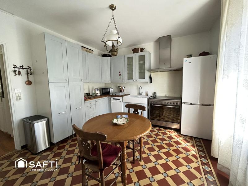 Maison - 149 m² - 8 pièces