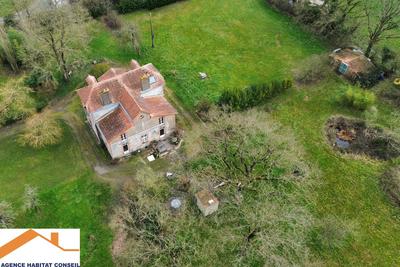 Maison bourgeoise - 232 m² - 11 pièces