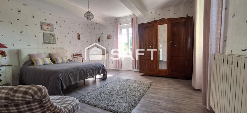 Maison - 160 m² - 5 pièces