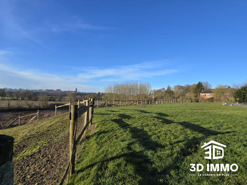 Maison - 305 m² - 7 pièces