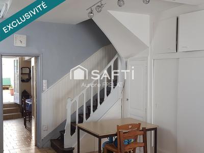 Maison - 90 m² - 4 pièces