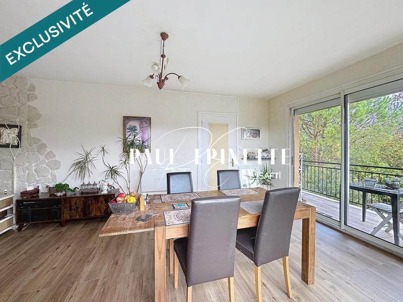 Maison - 209 m² - 6 pièces