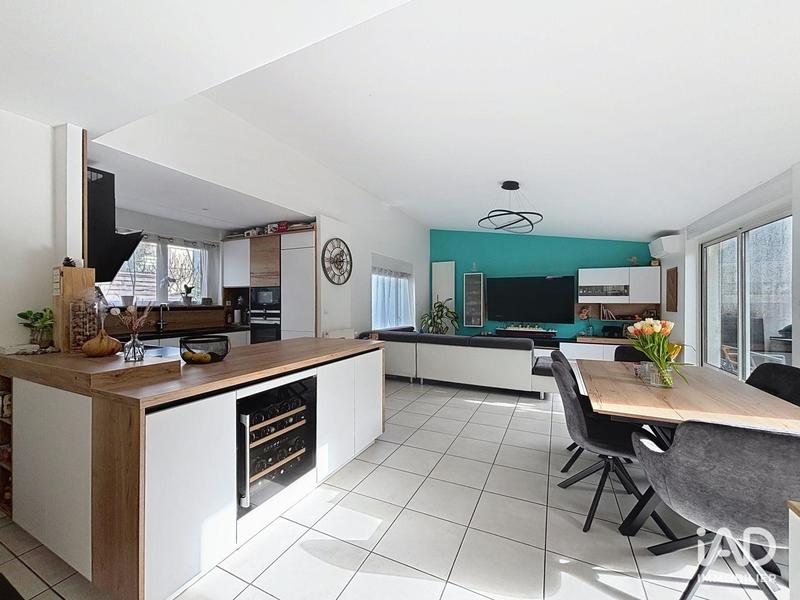 Maison - 103 m² - 4 pièces