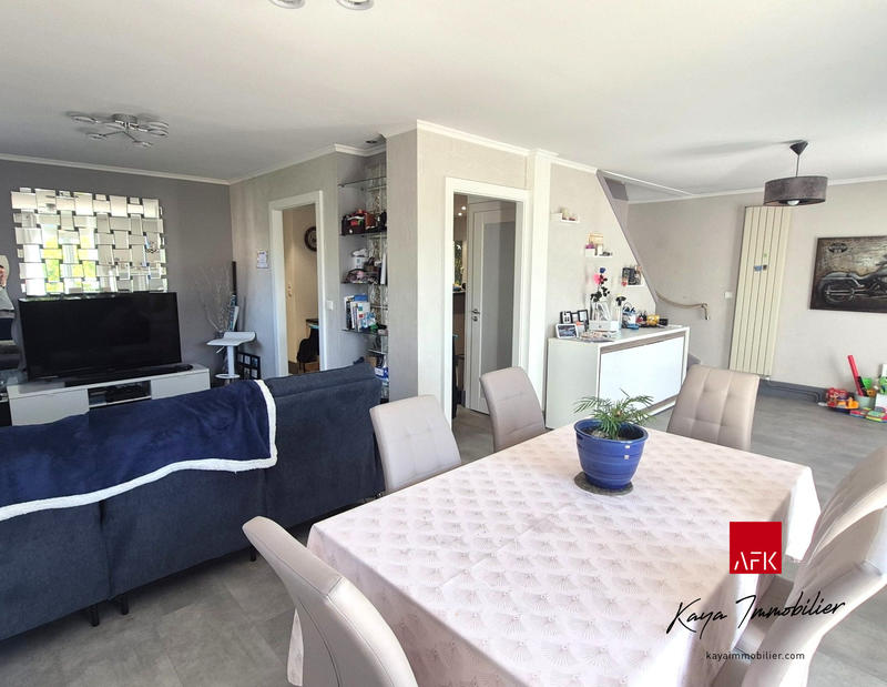 Maison - 141 m² - 5 pièces