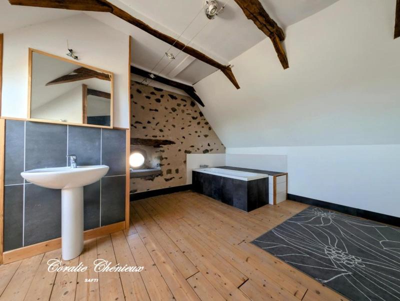 Maison de maîtres - 390 m² - 10 pièces