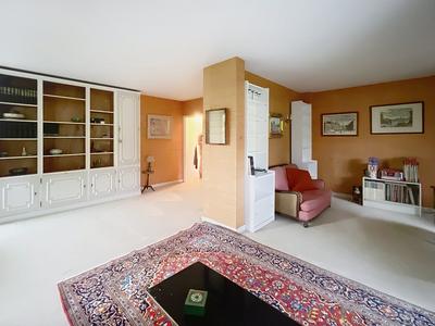 Appartement - 94 m² - 4 pièces