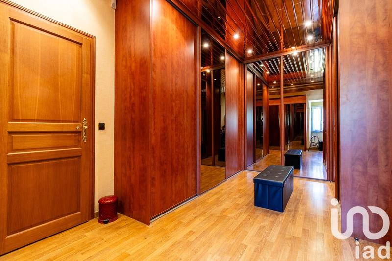 Maison - 655 m² - 14 pièces