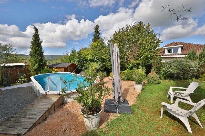 Maison - 238 m² - 6 pièces