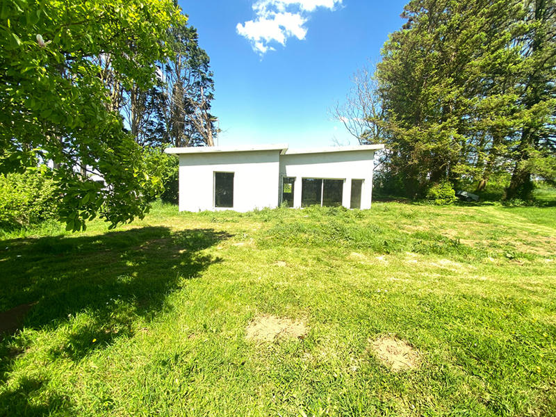 Maison - 210 m² - 13 pièces