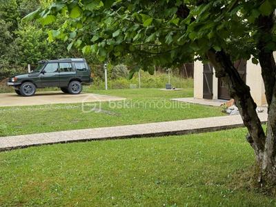 Maison - 135 m² - 6 pièces