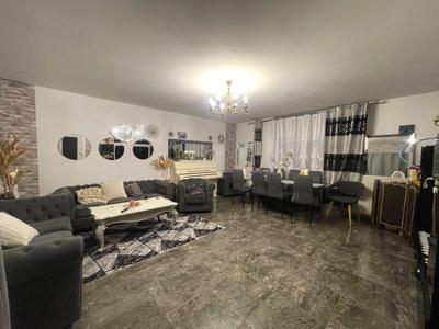 Appartement - 86 m² - 4 pièces