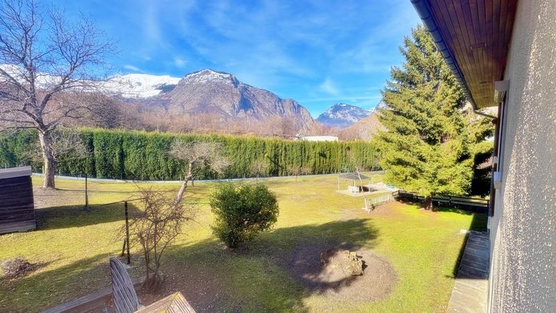 Maison - 308 m² - 8 pièces