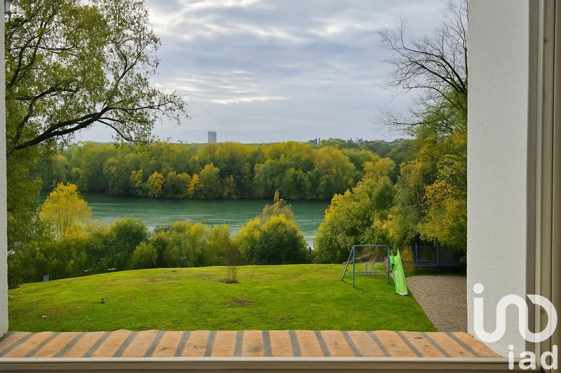 Maison - 320 m² - 10 pièces